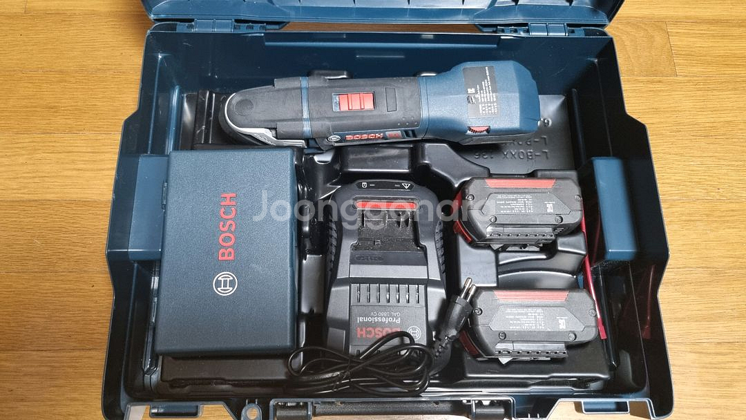 보쉬 GSR 18V-40 무선 멀티커터 세트--1