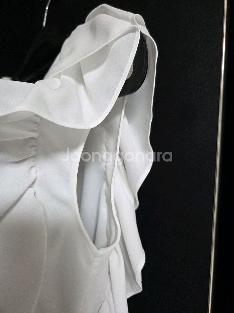 모조에스핀 플리츠 블라우스ㅡ정품--2