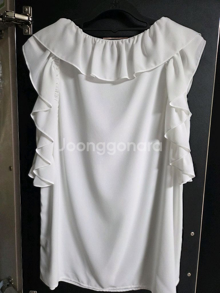 모조에스핀 플리츠 블라우스ㅡ정품--3