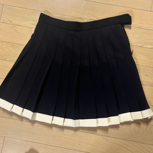 그로브 플리츠 스커트