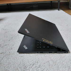 레노버 씽크패드 X1 카본 (초경량 슬림) 노트북 21만원