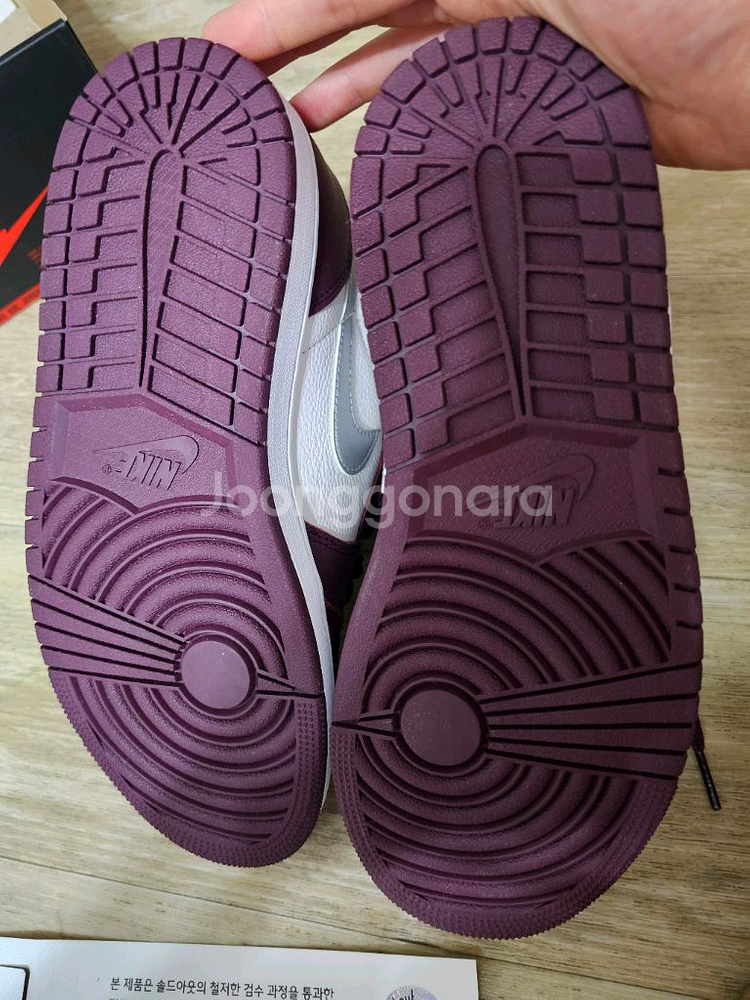 조던 1 레트로 하이 OG 보르도 555088-611--5