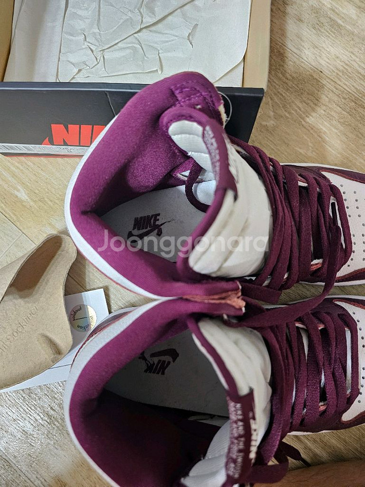 조던 1 레트로 하이 OG 보르도 555088-611--9