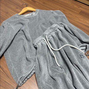 리앙쥬로고 리앙쥬트레이닝복 벨벳트레이닝