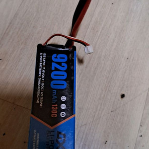 rc리튬베터리 2셀 130c 대용량 9200 팝니다