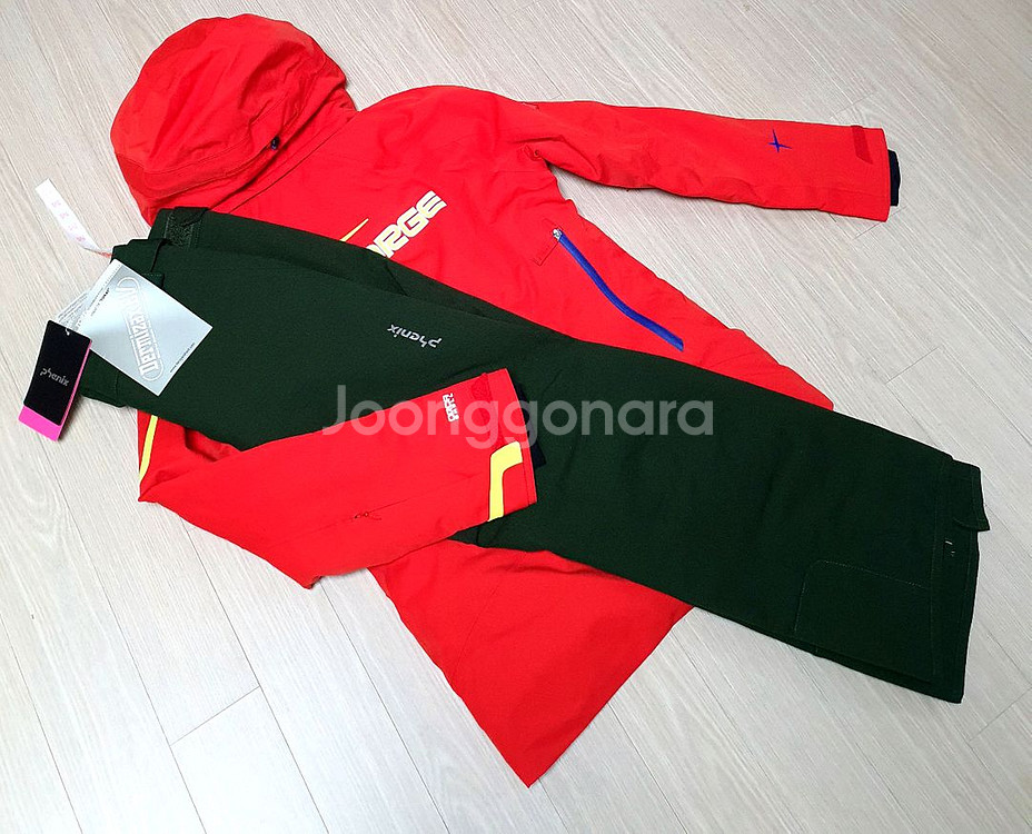 24-25 예쁜 피닉스 노르웨이팀 여성 스키복(새제품)--6