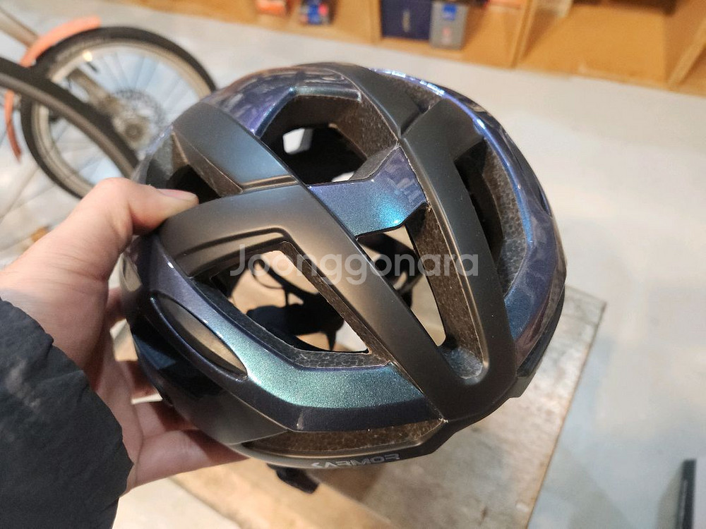 자전거 헬멧 카머 피엔자 M 신품 오로라컬러--0