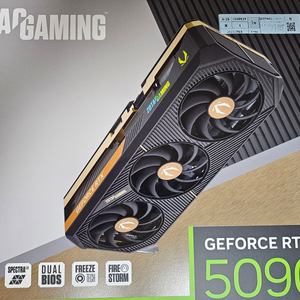 조택 RTX 5090 SOLID OC 미개봉 팝니다