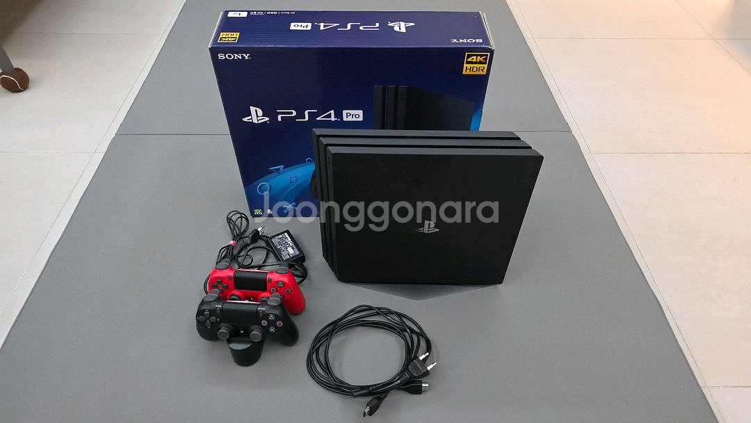 상태최상 플스4 프로 1TB 블랙(7218B) 풀박 팝니다.--0