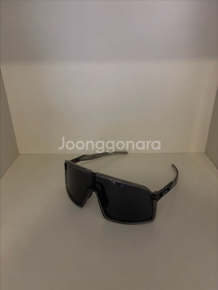 오클리 수트로 선글라스--2