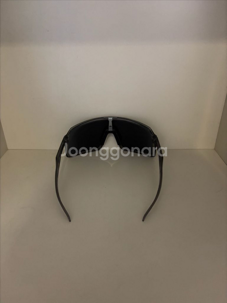 오클리 수트로 선글라스--4