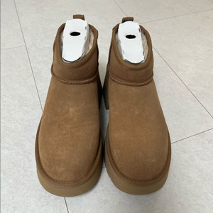 ugg 어그 클래식 울트라미니 뉴 하이츠 240(us7