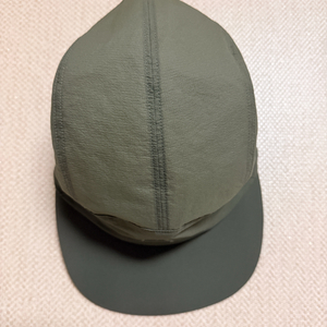 아크테릭스 노반 레귤러 브림햇 s-m 포리지