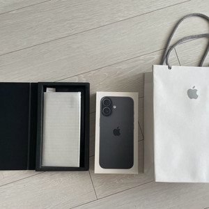 아이폰 17블랙 512GB 미개봉 새제품 팝니다