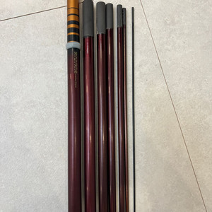 유양 산업 바다민장대 남해경조 730 (7.3m,4.0칸)팝니다.