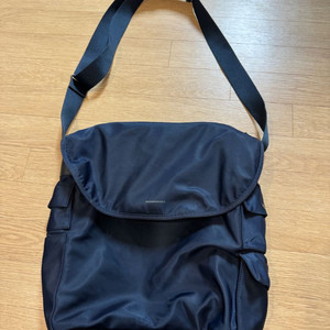 만다리나덕 크로스백