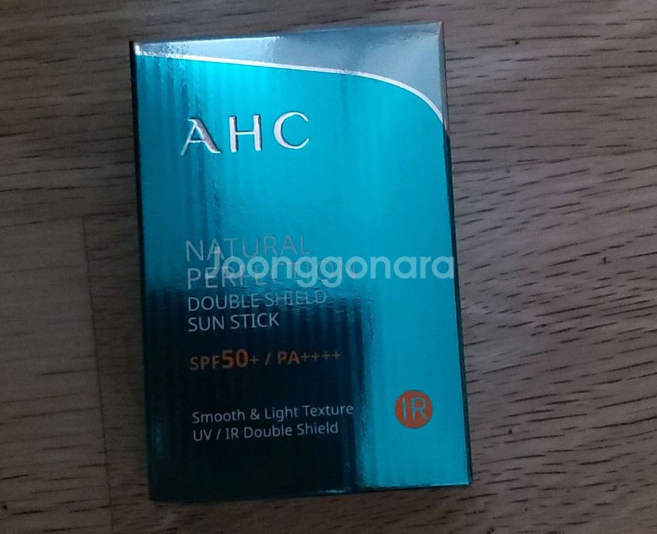 AHC 선스틱 새상품 판매합니다.--0