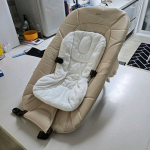 에시앙 씨쉘 하이체어용 바운서