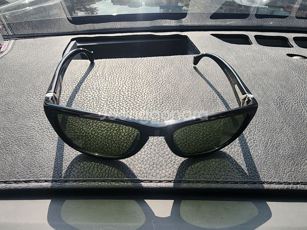 폴리스 정품 이태리 아시안핏 선글라스--1