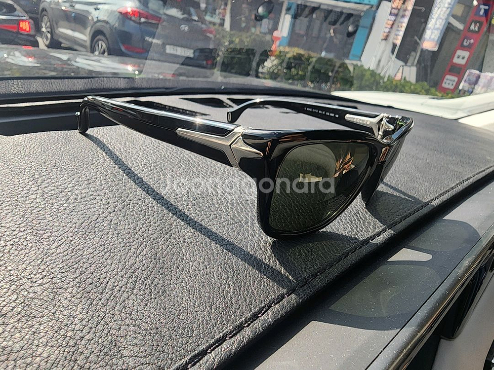 폴리스 정품 이태리 아시안핏 선글라스--0
