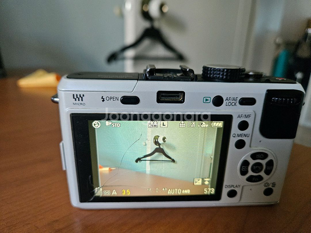 미러리스 카메라--2