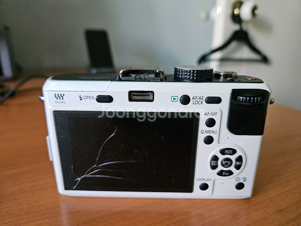 미러리스 카메라--1