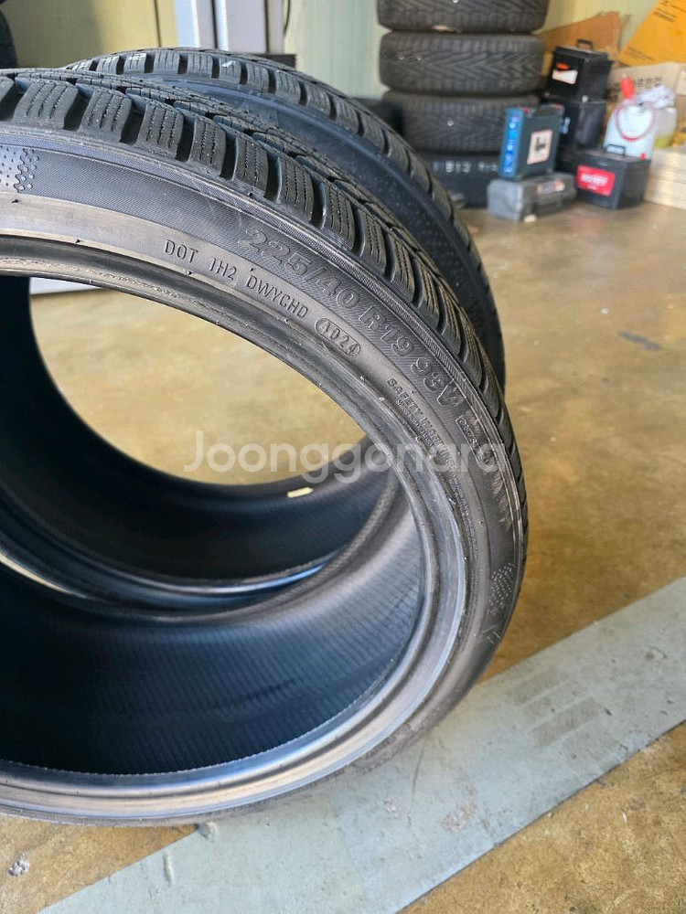 금호 윈터타이어 225/40/R19 윈터크래프트(g70/스팅어)--1