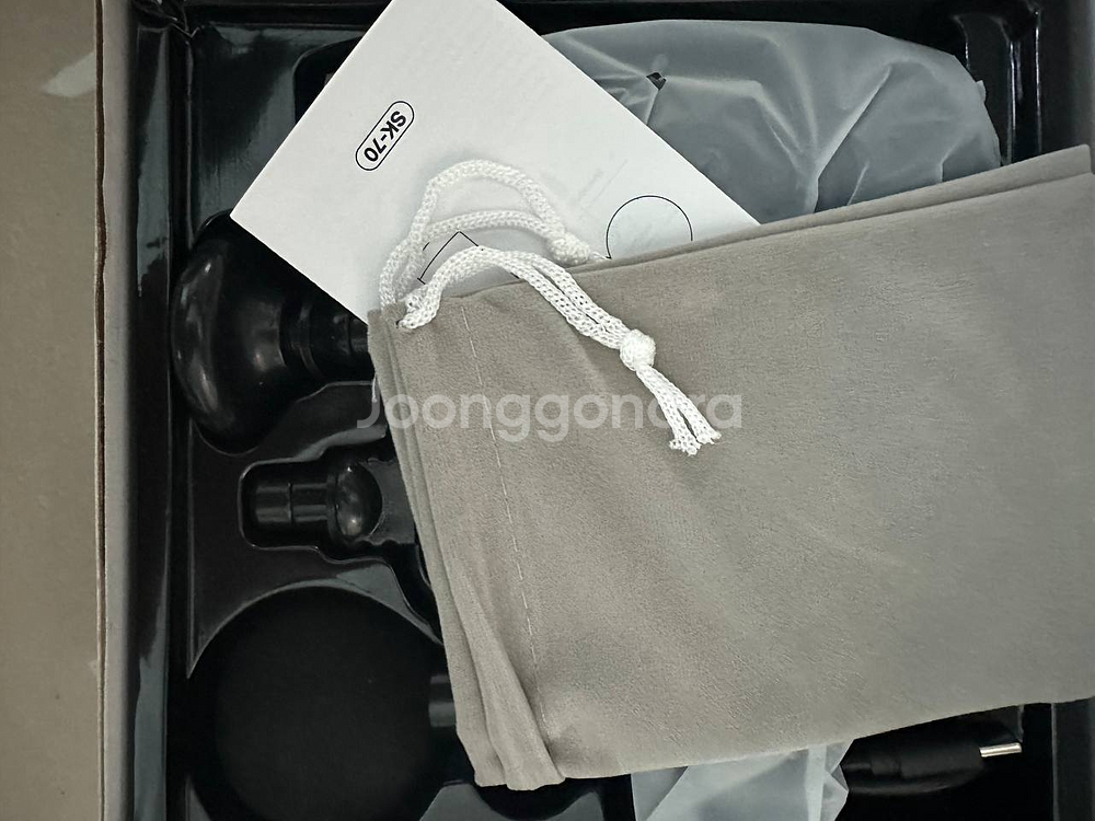 더케어 마사지건 새상품 판매합니다--1