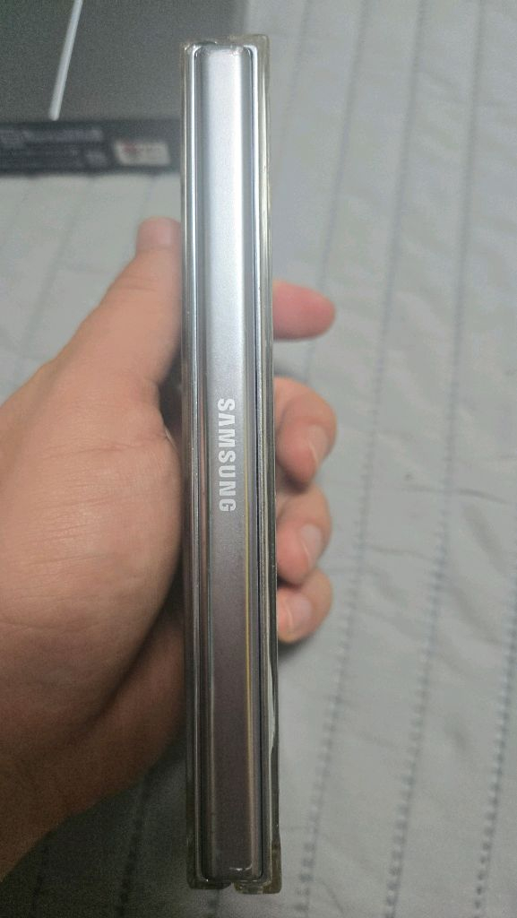 폴드5 512기가 내부액정 파손판매--1