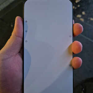 아이폰16 128 블랙 리퍼 받은 제품 팝니다. (애케플 있음!! 300일이상)