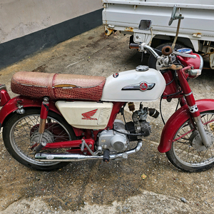 혼다 벤리 CD50 (1992년식) 판매합니다.