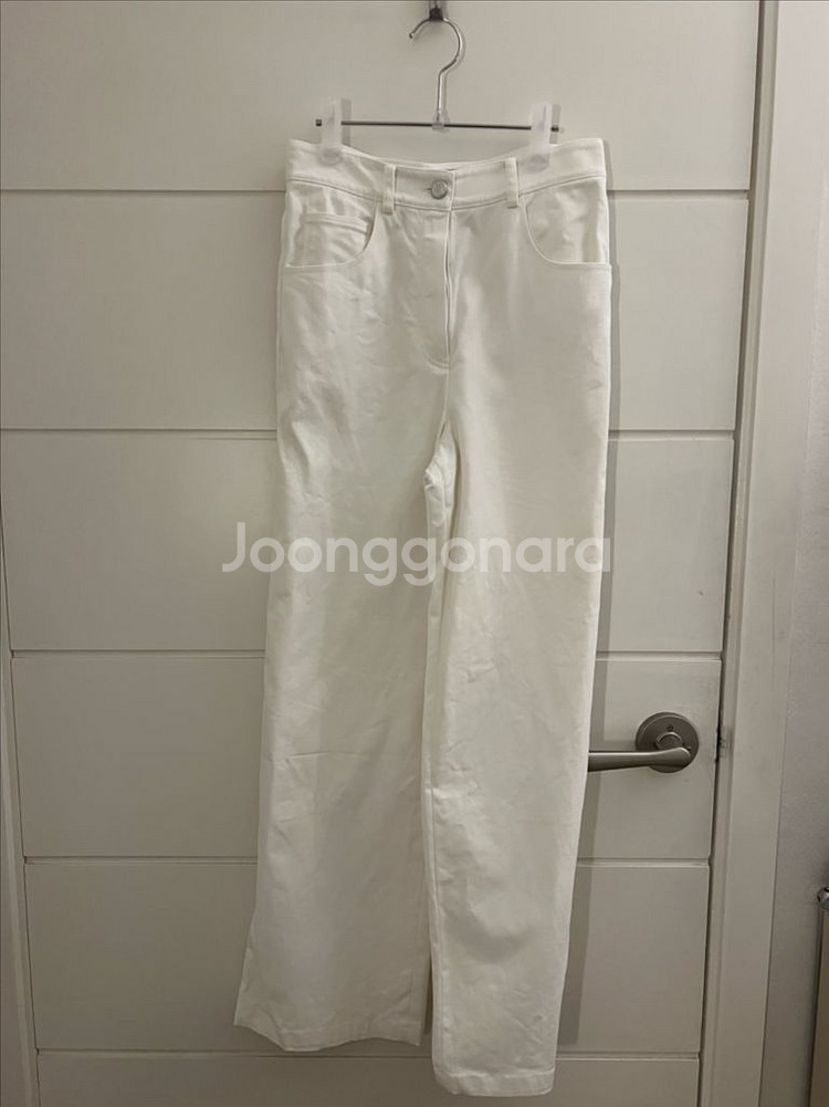 르깜봉 화이트 팬츠--0