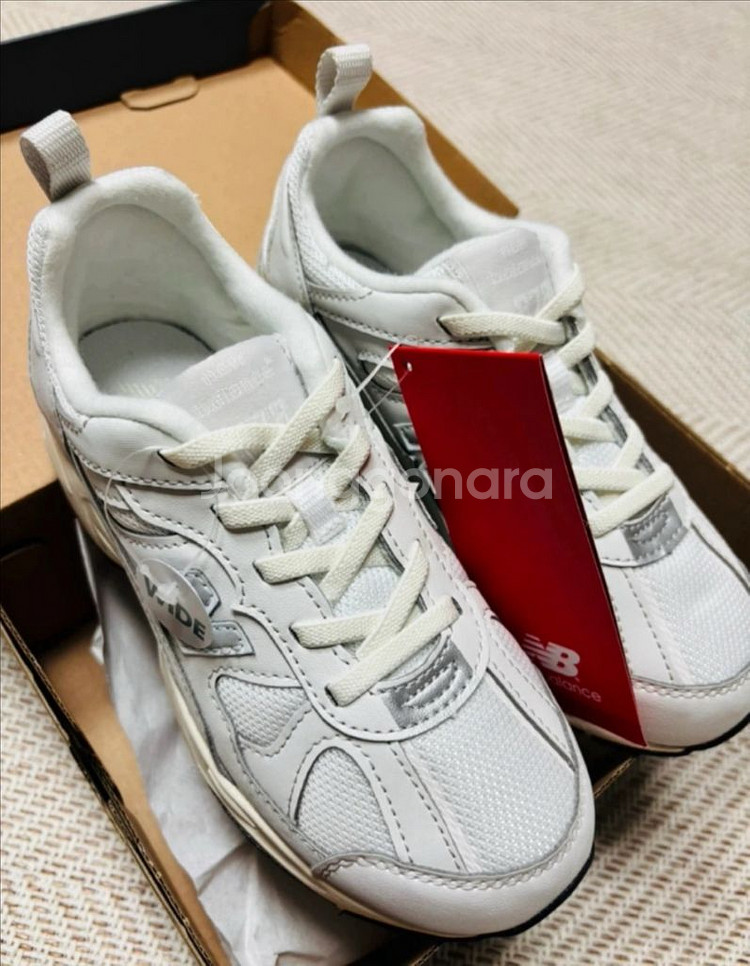 뉴발란스 키즈 운동화 200사이즈--0