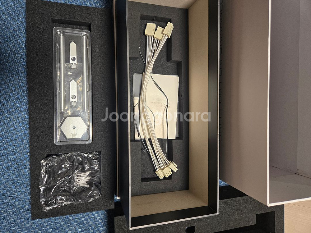 갤럭시 RTX 3080Ti HOF 팝니다.--2