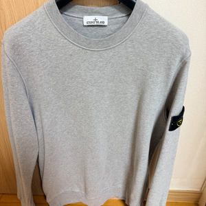 스톤아일랜드 맨투맨 회색 XL 팝니다