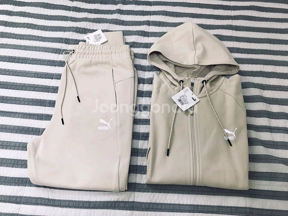 (새상품) 퓨마 테크팩 셋업 오트밀 크림 집업후드 스웻셔츠 반바지 105 32--0