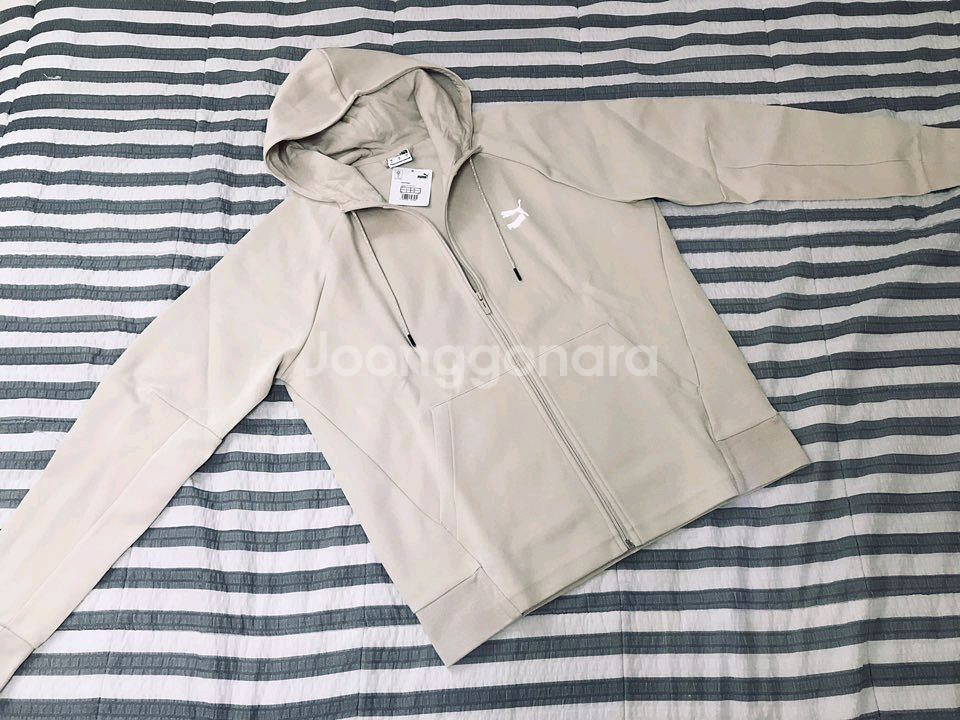 (새상품) 퓨마 테크팩 셋업 오트밀 크림 집업후드 스웻셔츠 반바지 105 32--1