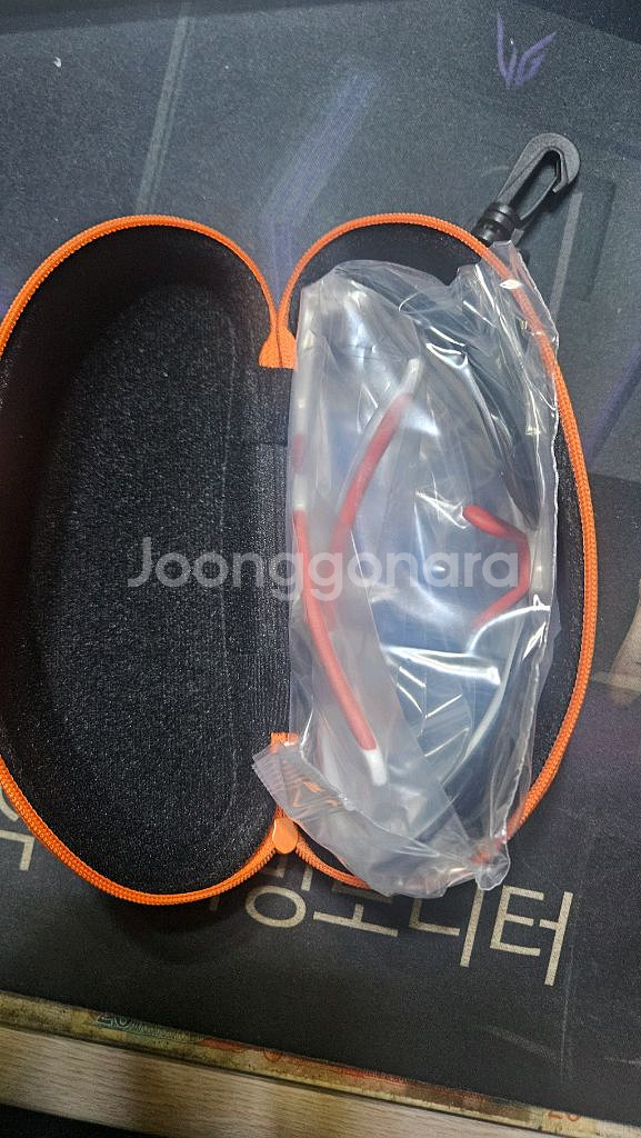 스위스 밀리터리 선글라스 새상품--1