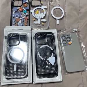 아이폰 15프로 케이스 팝니다