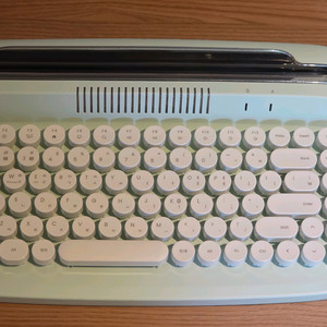 엑토 레트로 미니 블루투스 키보드 B303 민트색