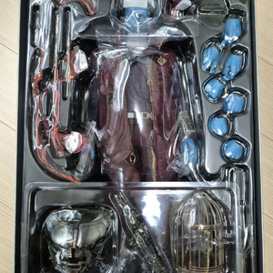 핫토이 욘두 디럭스 새상품 팝니다