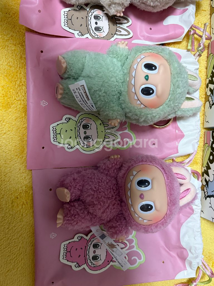 팝마트 라부부 마카롱 새상품 정가판매, 리치베리, 청포도, 캐러멜 사탕 팝니다.--1