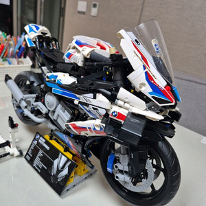 레고 42130 BMW S1000RR 모터사이클