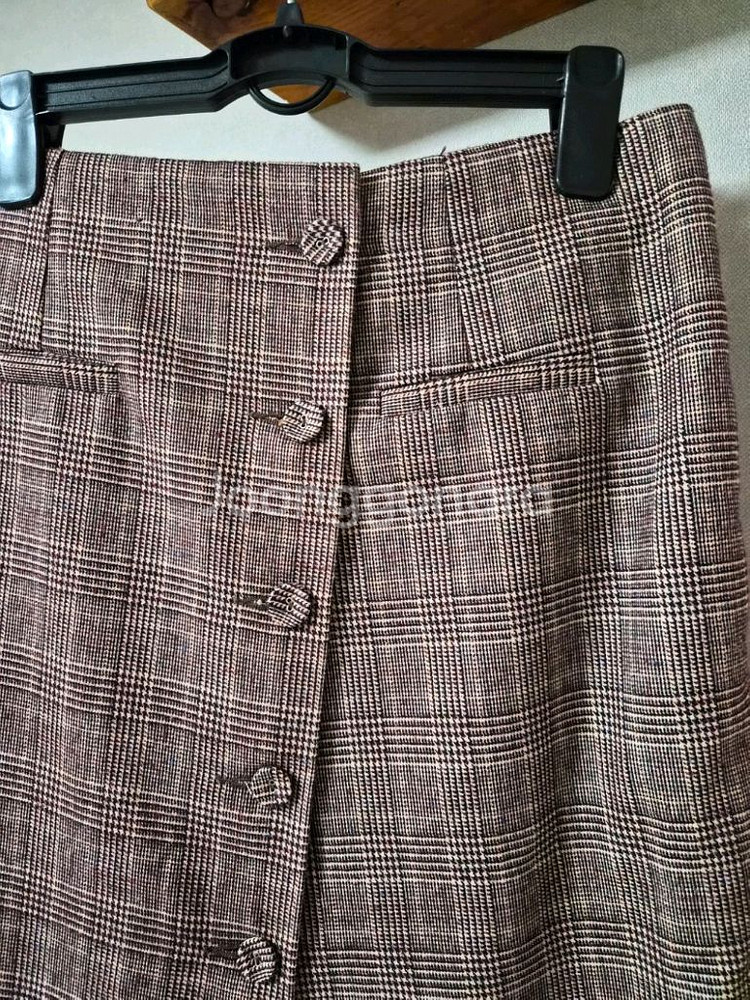 체크 패턴 스커트--3