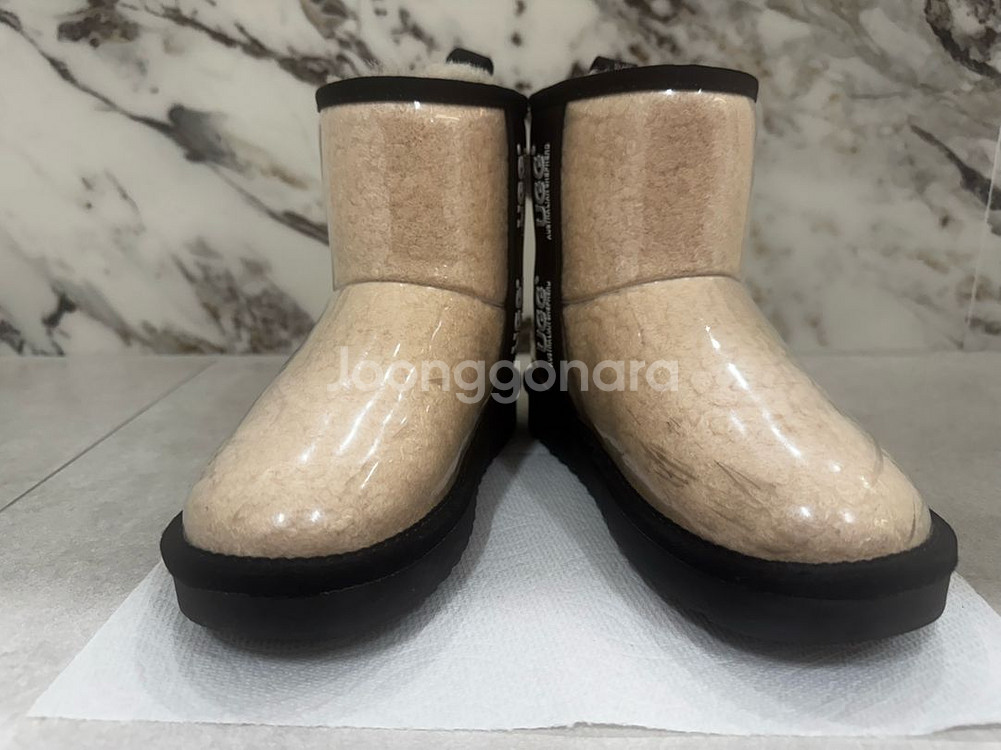 UGG 키즈 부츠--0