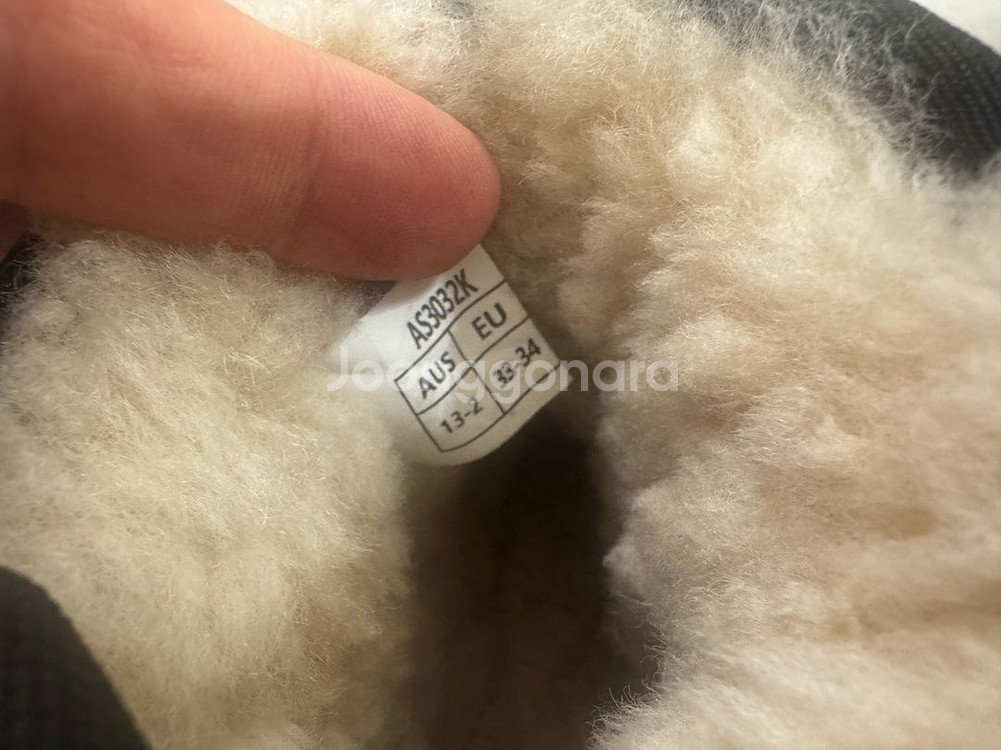 UGG 키즈 부츠--3