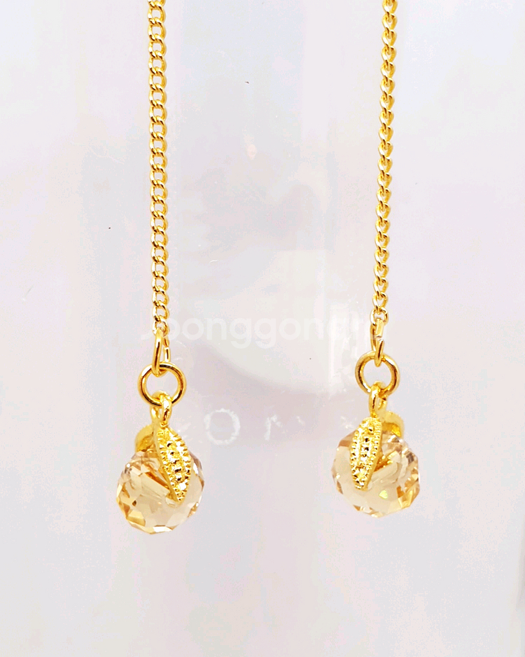 크리스탈 롱체인 침형 귀걸이--1