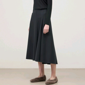 더캐시미어 언밸런스플레어 스커트 (랑방,마인,타임,더