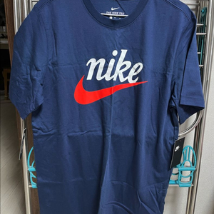 나이키 반팔티셔츠