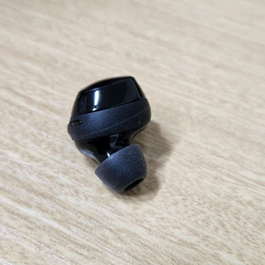 버즈플러스 블랙 오른쪽 유닛 SM-R175